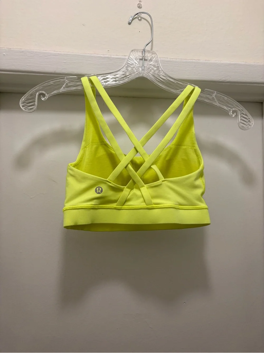 Lululemon Energy Bra Highlight Yellow Strappy Back Sports Bra Women’s Size 2